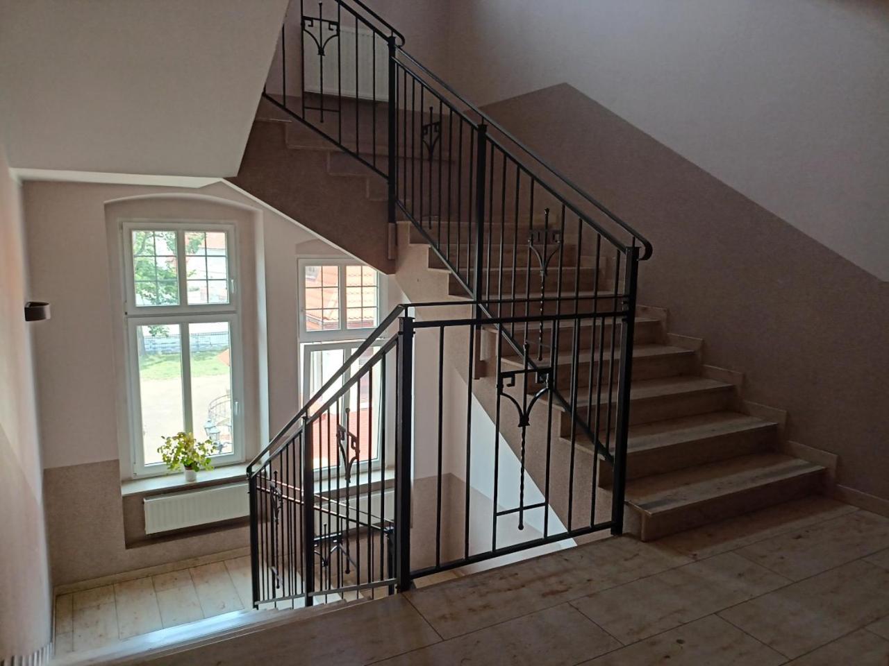 Lemuria Pokoje Hostel Chojnowska A Legnica Luaran gambar