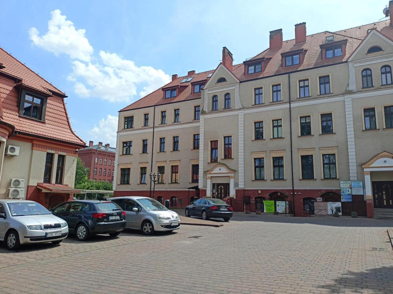 Lemuria Pokoje Hostel Chojnowska A Legnica Luaran gambar