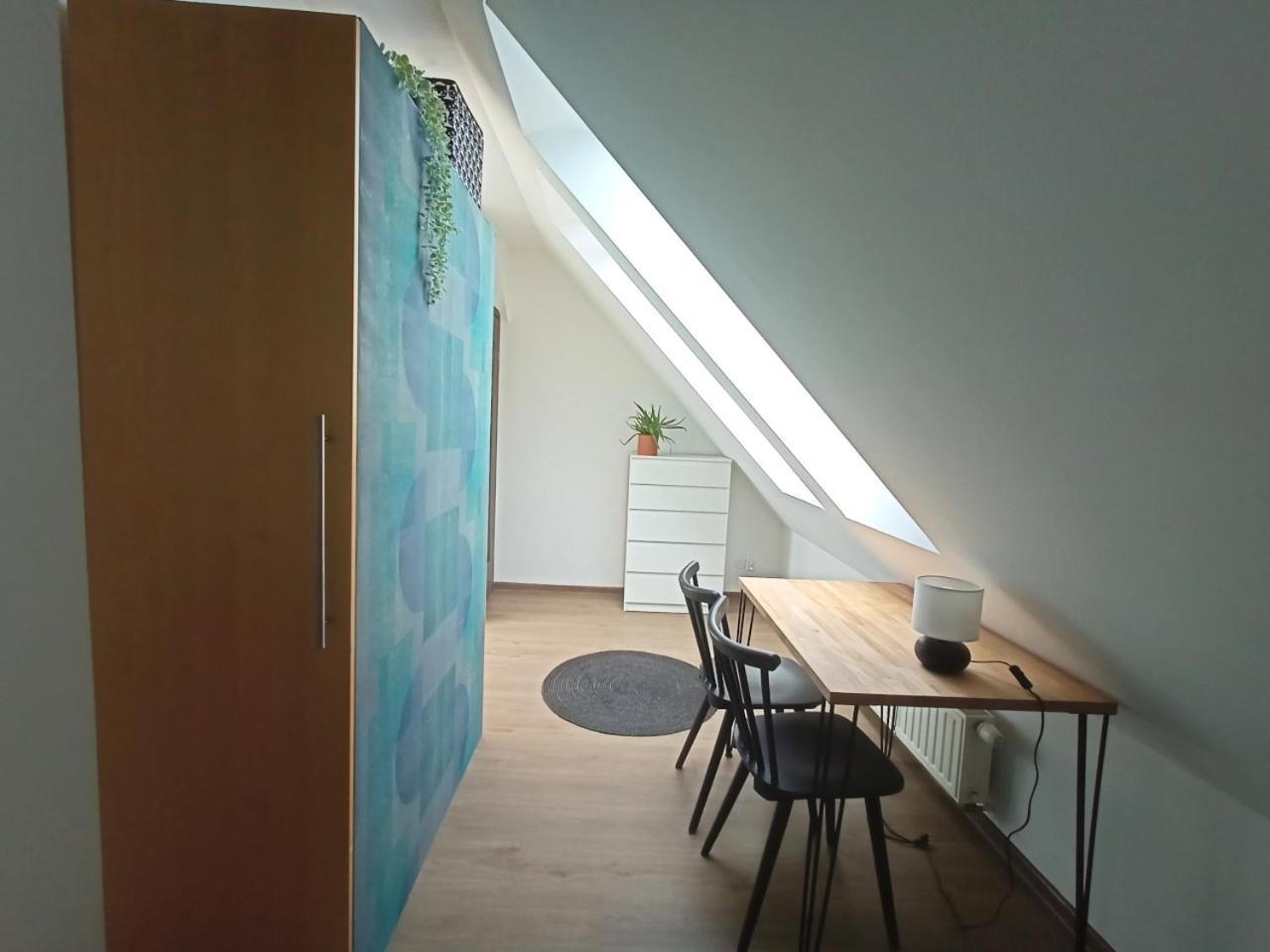 Lemuria Pokoje Hostel Chojnowska A Legnica Luaran gambar