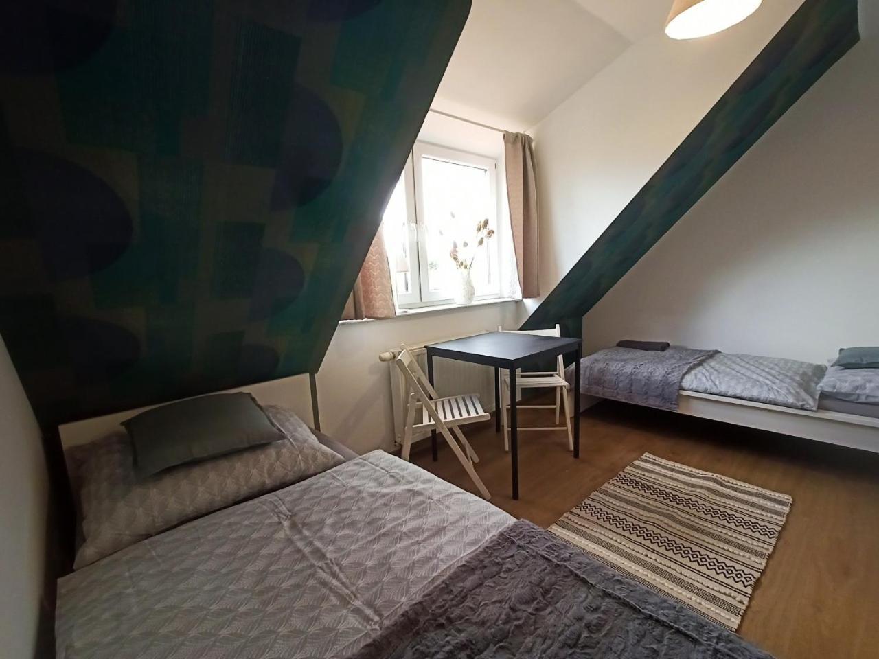 Lemuria Pokoje Hostel Chojnowska A Legnica Luaran gambar