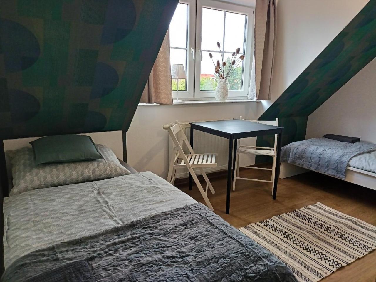 Lemuria Pokoje Hostel Chojnowska A Legnica Luaran gambar