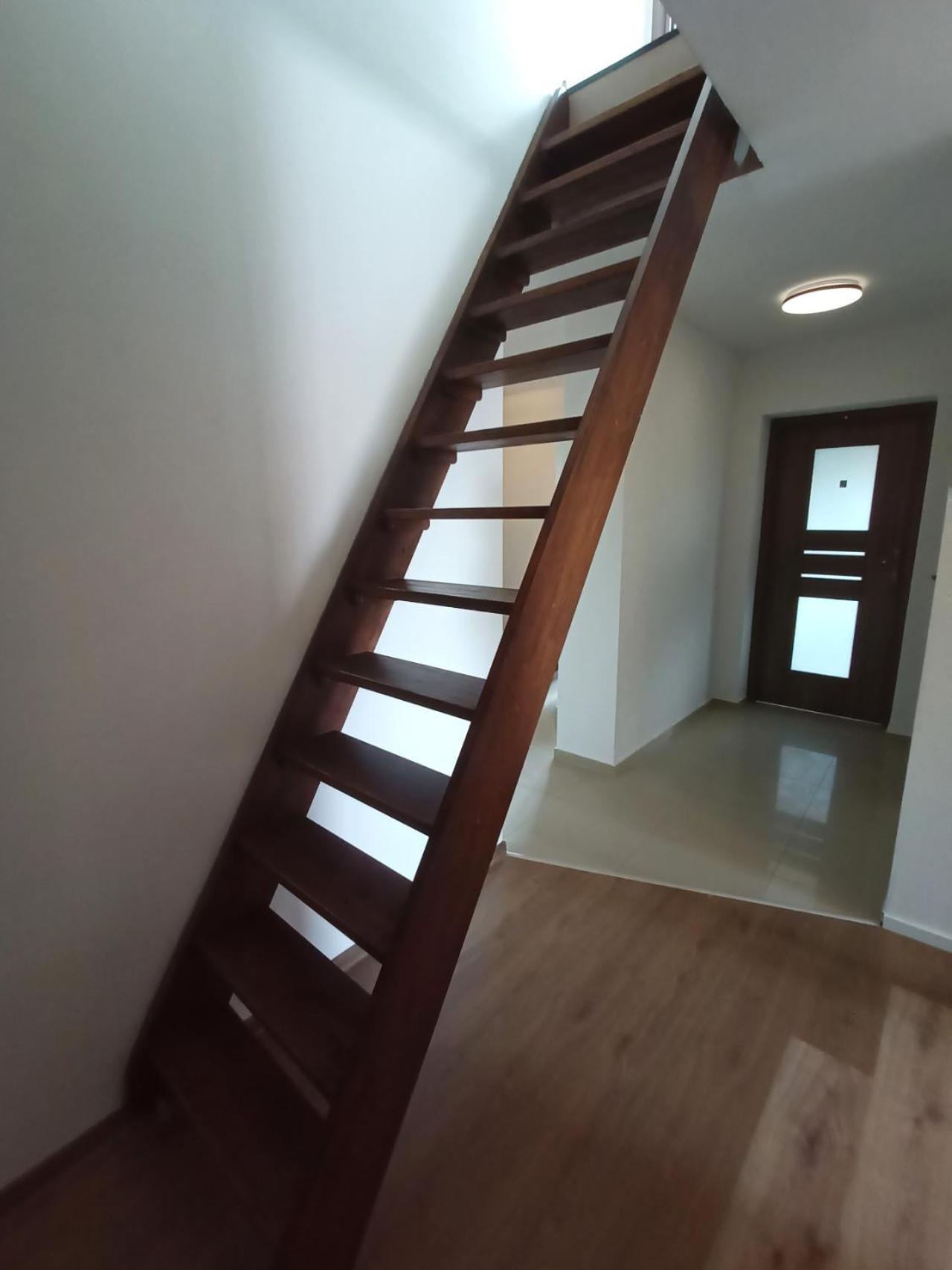 Lemuria Pokoje Hostel Chojnowska A Legnica Luaran gambar