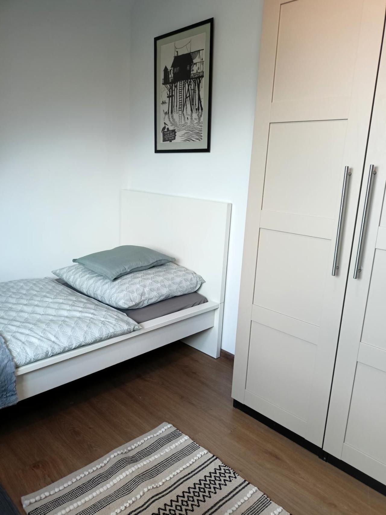 Lemuria Pokoje Hostel Chojnowska A Legnica Luaran gambar